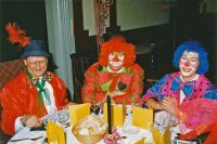 1990-02-25 Prominentendiner clownen 04